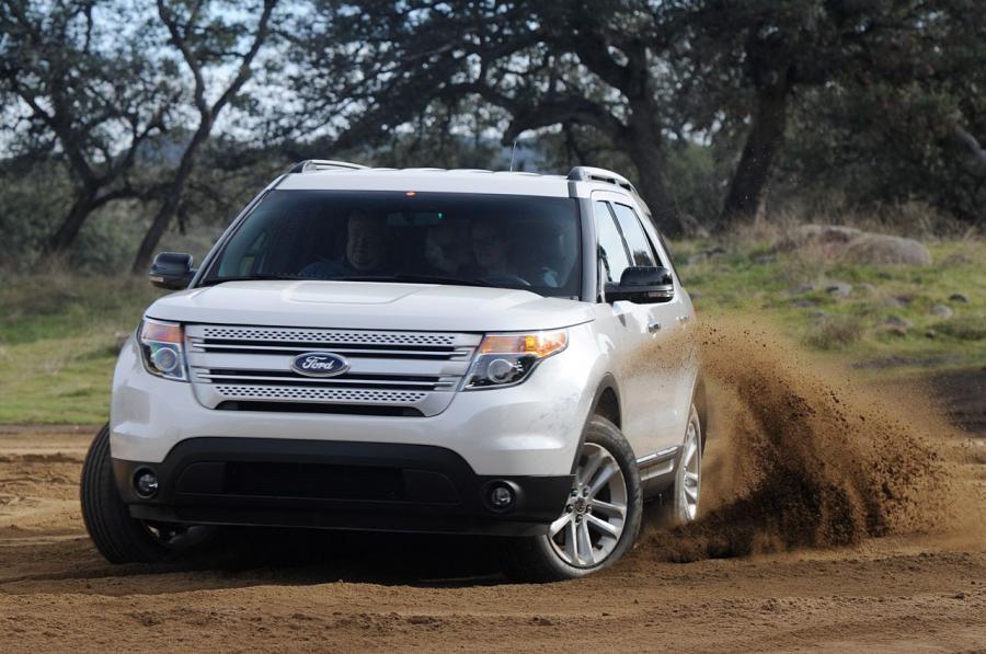 Ford Explorer 2011 года  (фото 48 из 174)